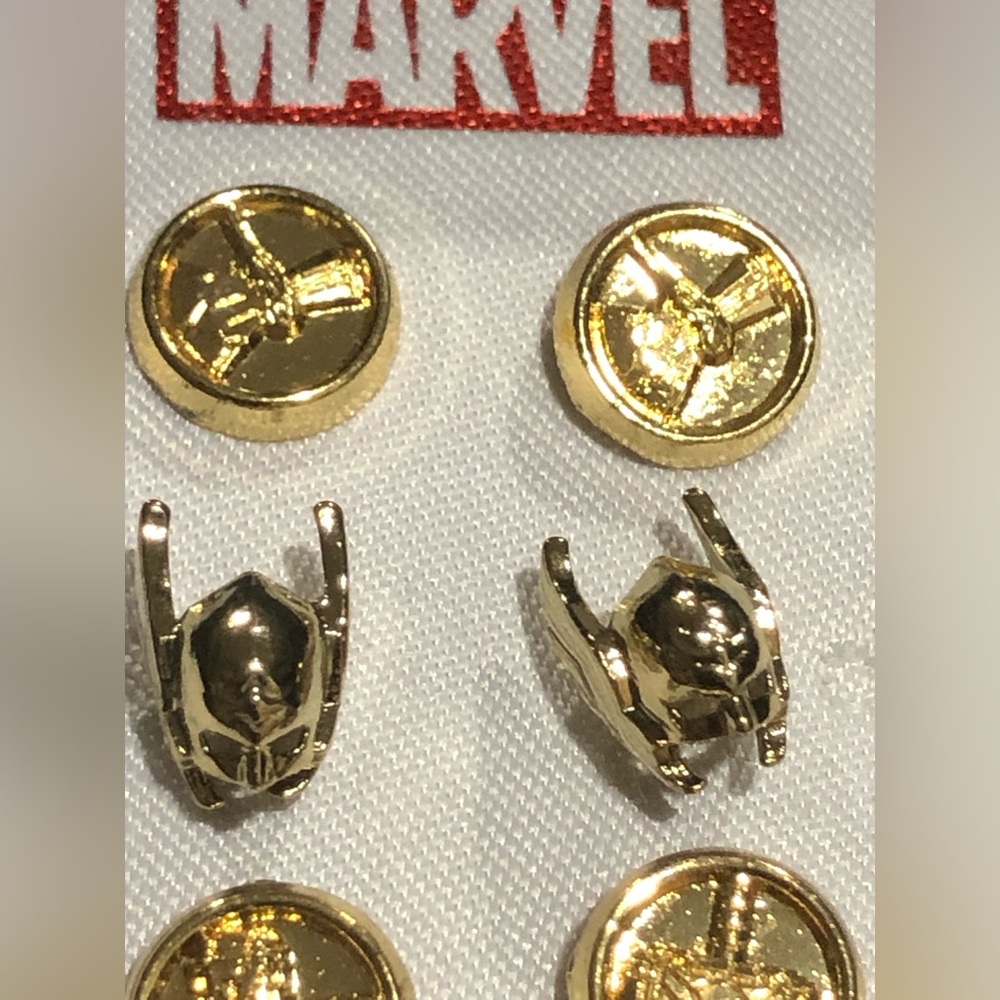 Marvel comics Thor love & thunder 6piece stud earrings boxed set new - Picture 3 of 12